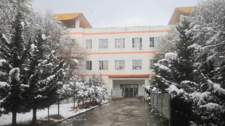 西藏日喀则市第一中学